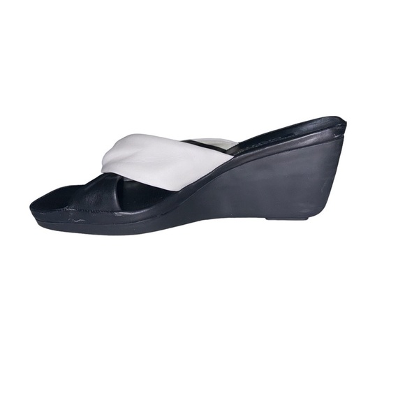 DKNY Donna Karen New York Camelia Leather Wedge Sandals , Size 10 - Picture 13 of 16